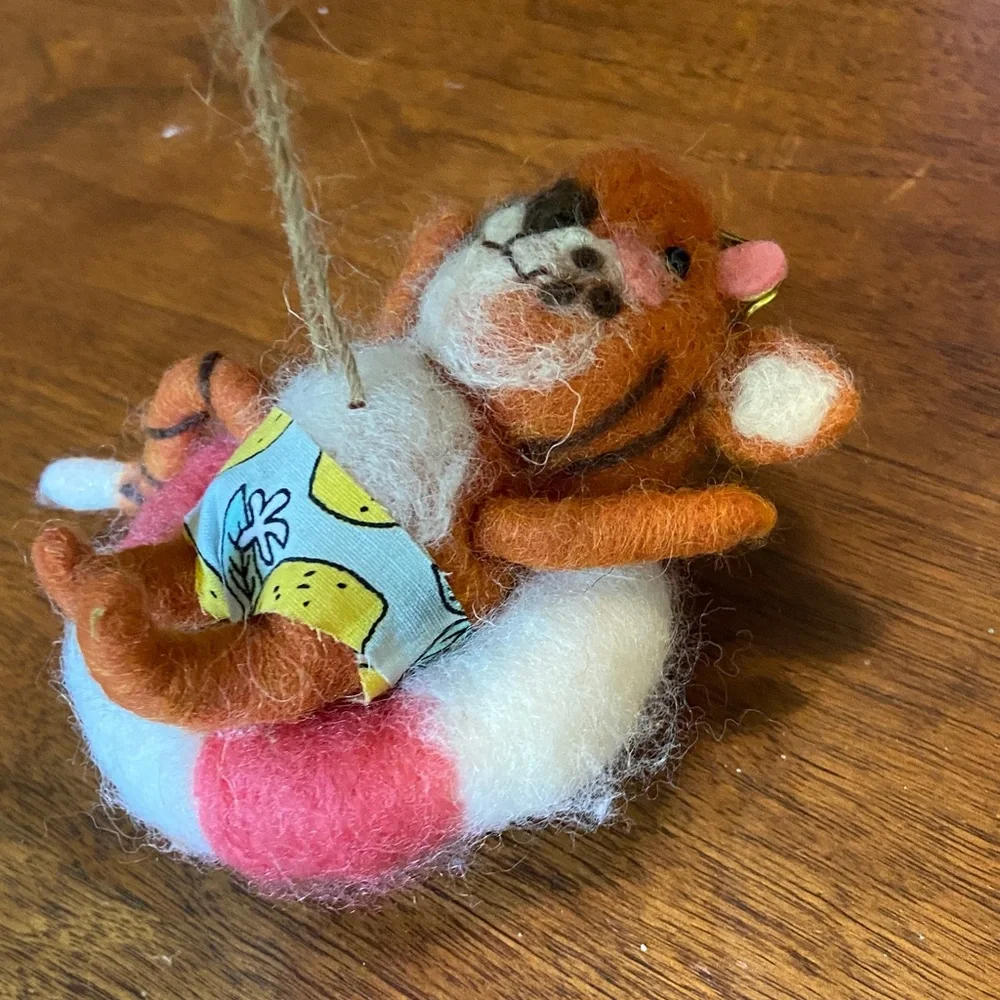 3/$15 NWT Felted Tiger Tubing